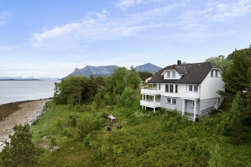 SOLGT - KONTAKT MEGLER INGVE HILSTAD DERSOM DU SKAL SELGE BOLIG