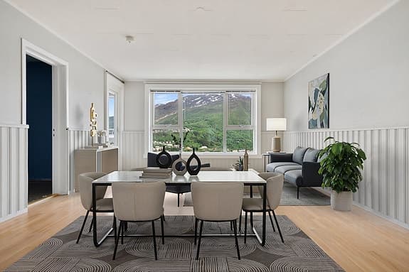 4-roms andelsleilighet i 8.etasje med innglasset balkong - Parkering - Nær friluftsområder