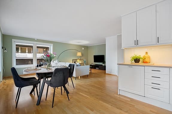 SOLGT - KONTAKT MEGLER INGVE HILSTAD DERSOM DU SKAL SELGE BOLIG