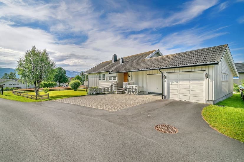 Mølndalveien 16, 8530 Bjerkvik